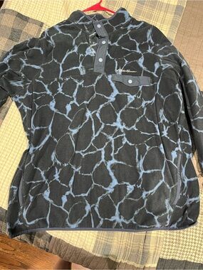 Eddie Bauer Black & Light Blue Snap-Placket Fleece Pullover